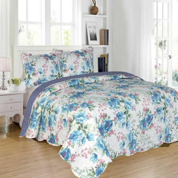 Bedspread - Picture 9 of 10